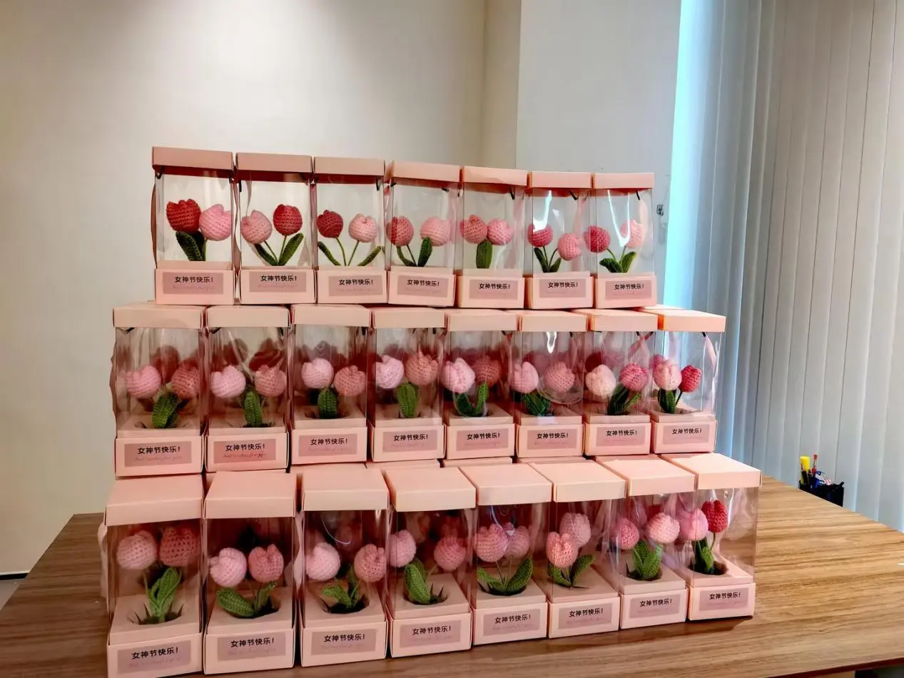 Quangong Machinery Co., Ltd. организира стоплящи сърцето дейности, за да отпразнува Деня на жената, отдавайки почит на „нейната сила“.