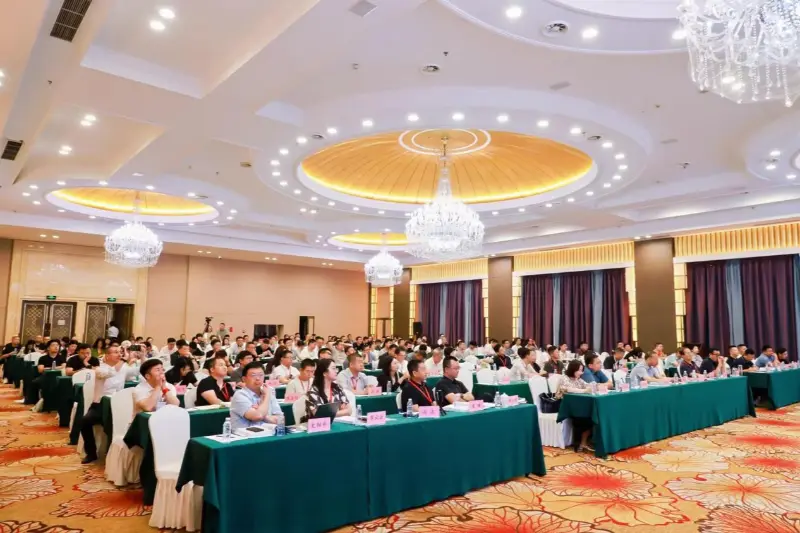 Quangong Machinery Co., Ltd. участва в 4-та конференция за технически обмен за цялостно оползотворяване на твърди отпадъци от въглища